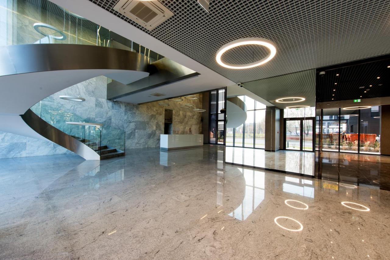 Marmo Apartments วอร์ซอ ภายนอก รูปภาพ